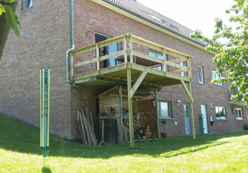 Agrandissement d&rsquo;une terrasse en sapin autoclavé